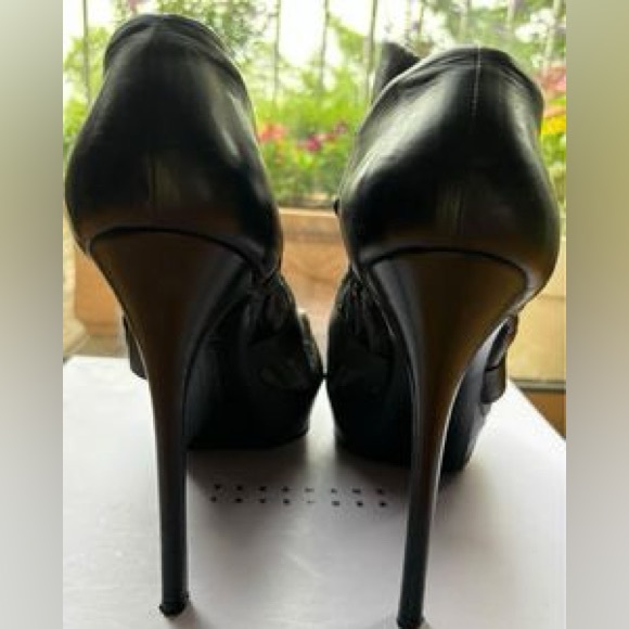 Vera Wang Leather Peep Toe Platform Stiletto Bootie 10
*Some wear on bottom sole - Picture 9 of 11